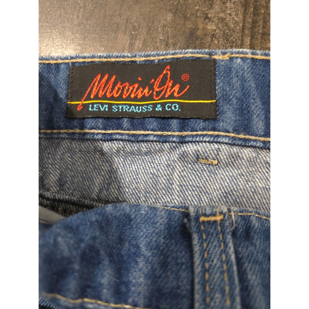 Vintage 70s 80s Levis Movin On Jeans Blue Tab Gold Script Denim Made in USA - Picture 2 of 10